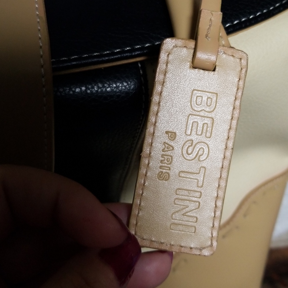 Bestini Paris Black and Tan Foldover Purse - Picture 8 of 8